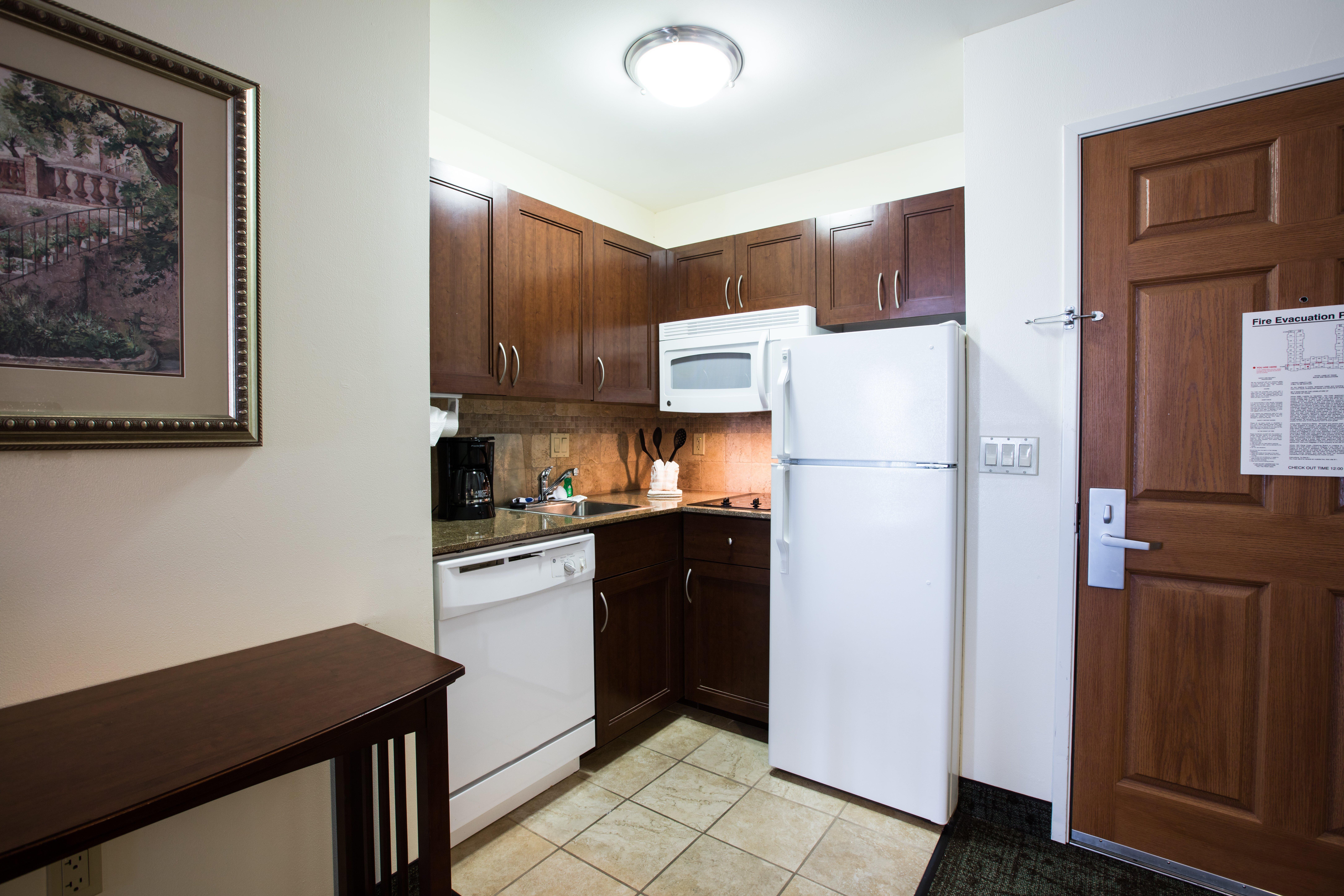 Staybridge Suites Austin Airport By Ihg Buitenkant foto