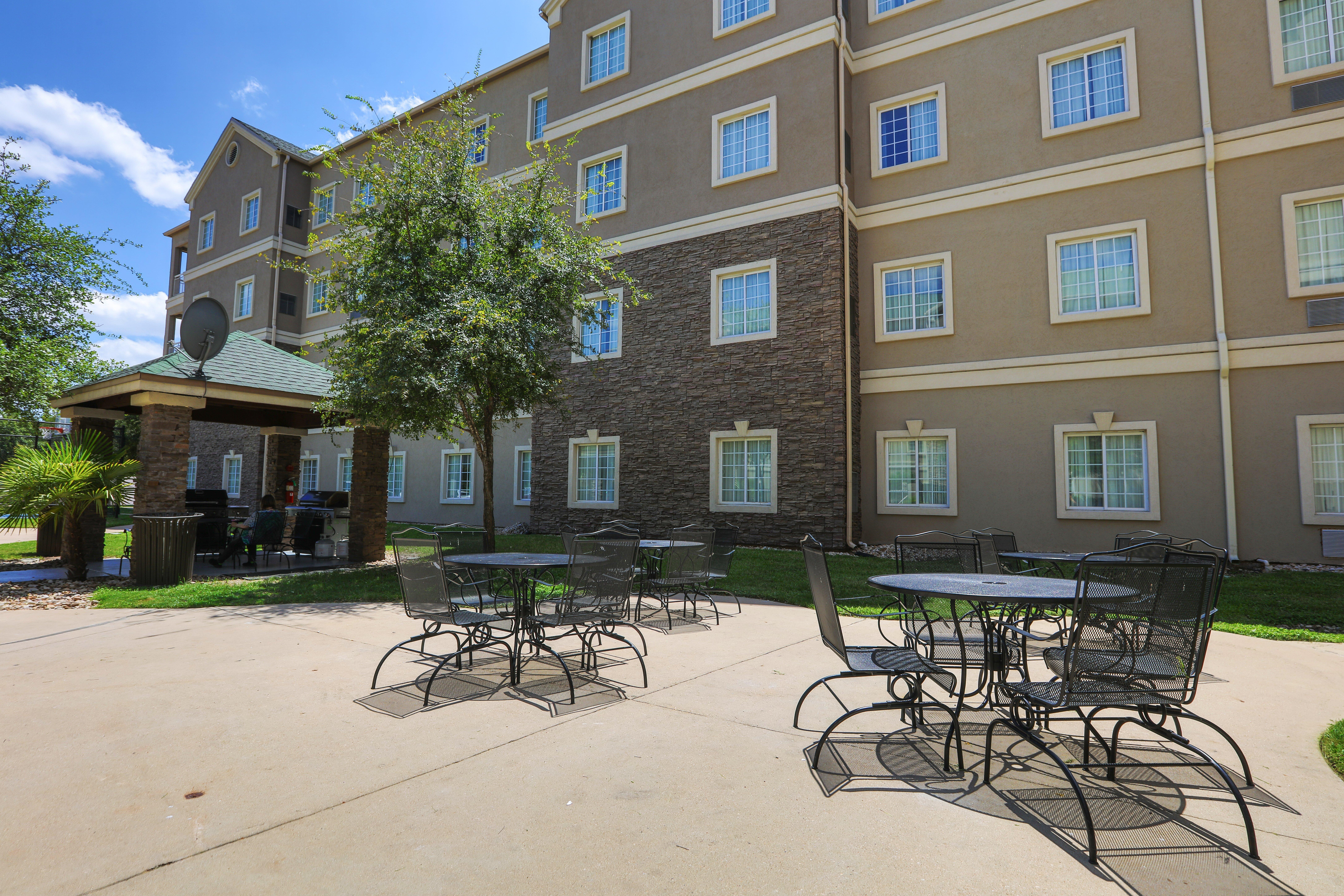 Staybridge Suites Austin Airport By Ihg Buitenkant foto