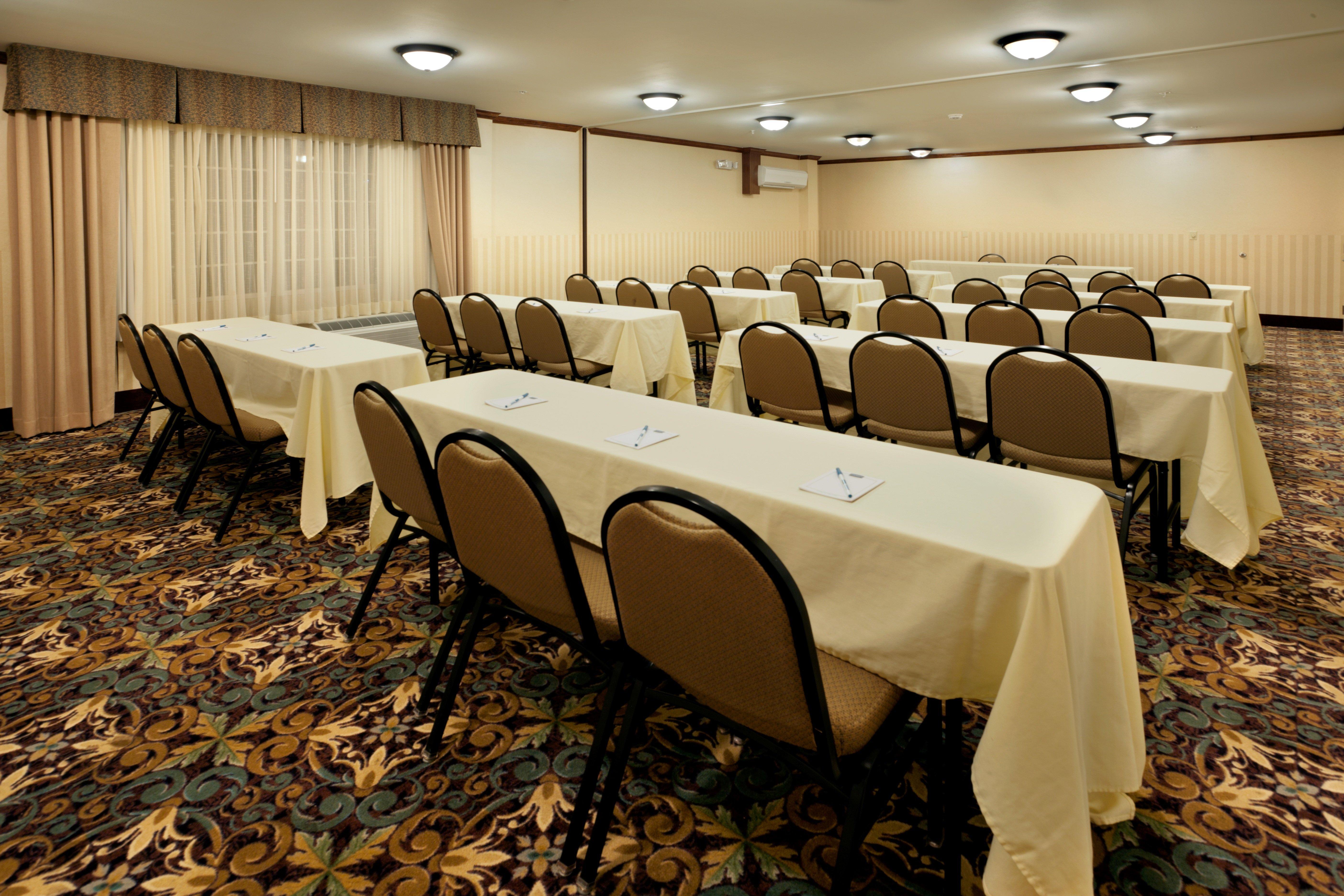 Staybridge Suites Austin Airport By Ihg Buitenkant foto