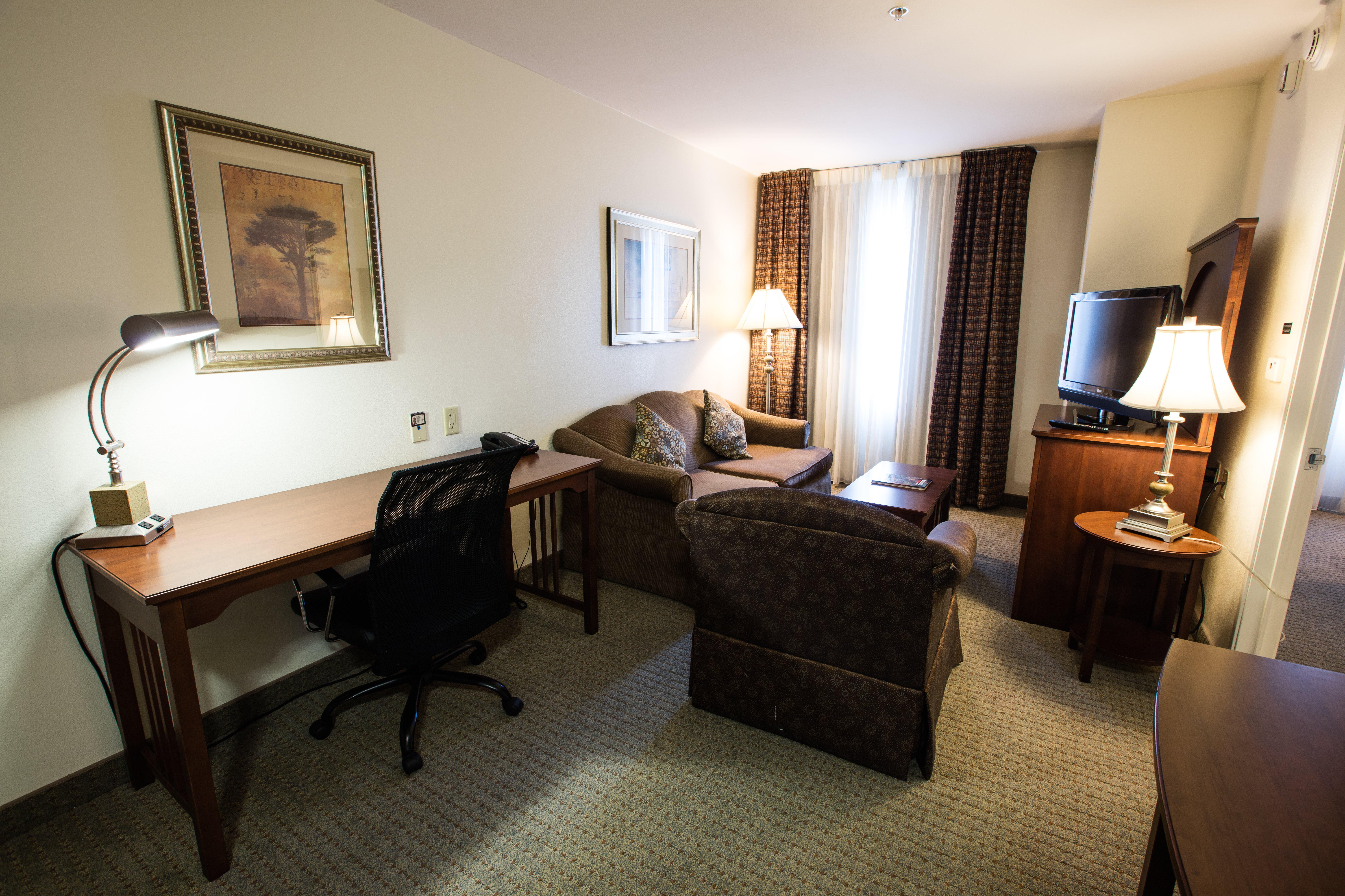 Staybridge Suites Austin Airport By Ihg Buitenkant foto