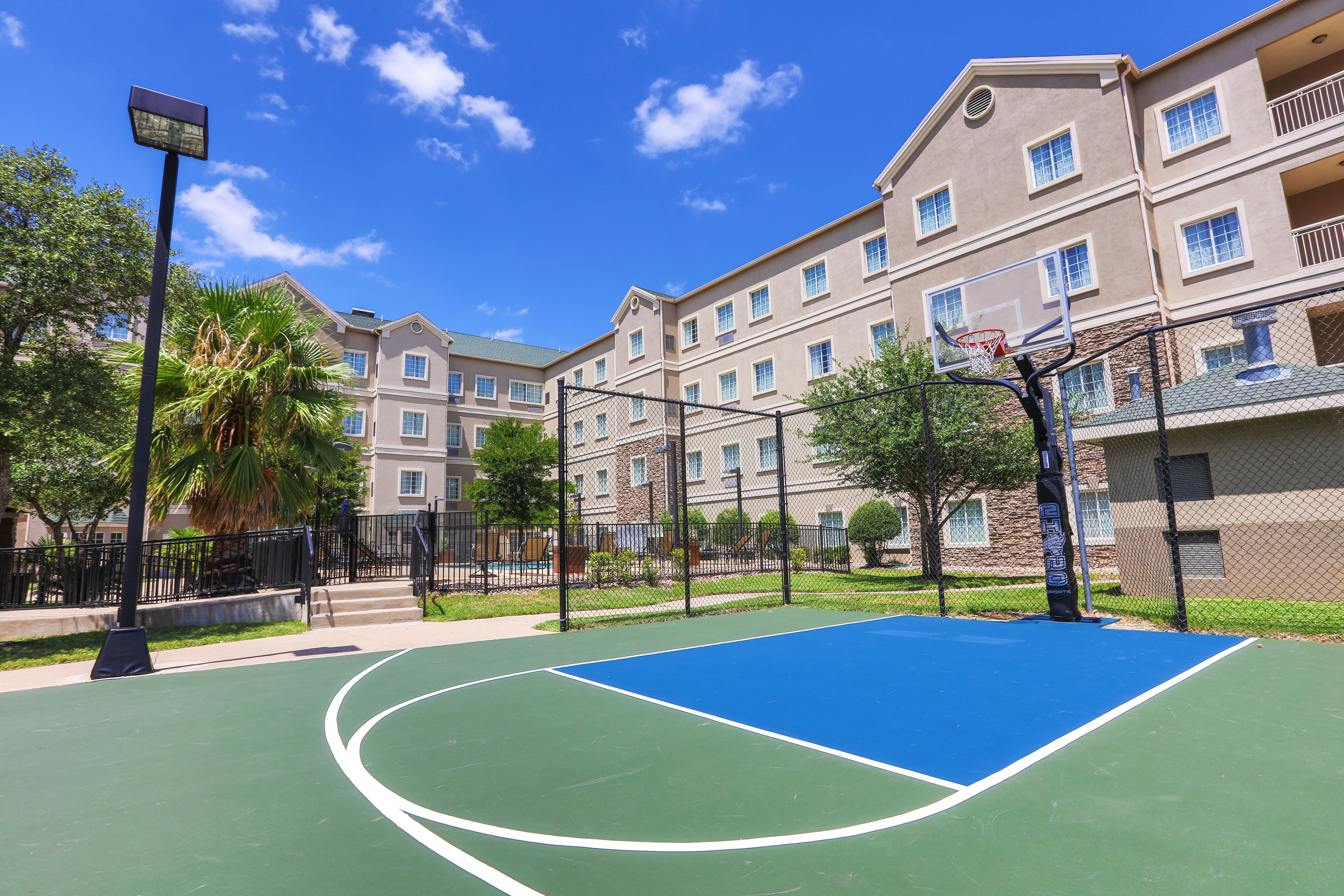 Staybridge Suites Austin Airport By Ihg Buitenkant foto